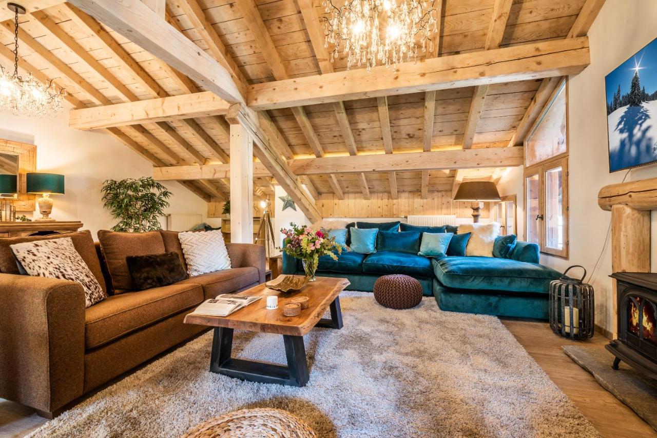 Chalet Chu Lo Dou Le Praz - By Emerald