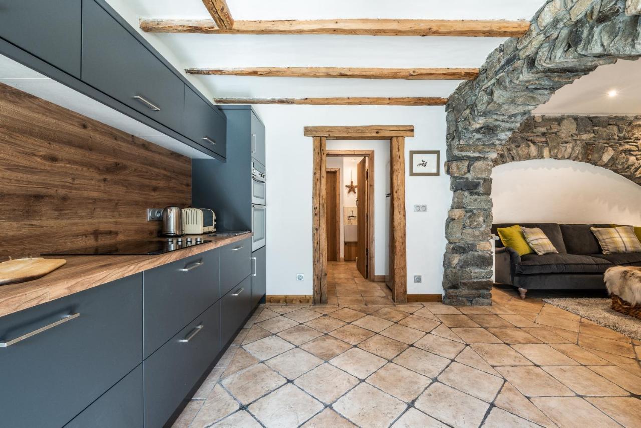 Chalet Chu Lo Dou Le Praz - By Emerald