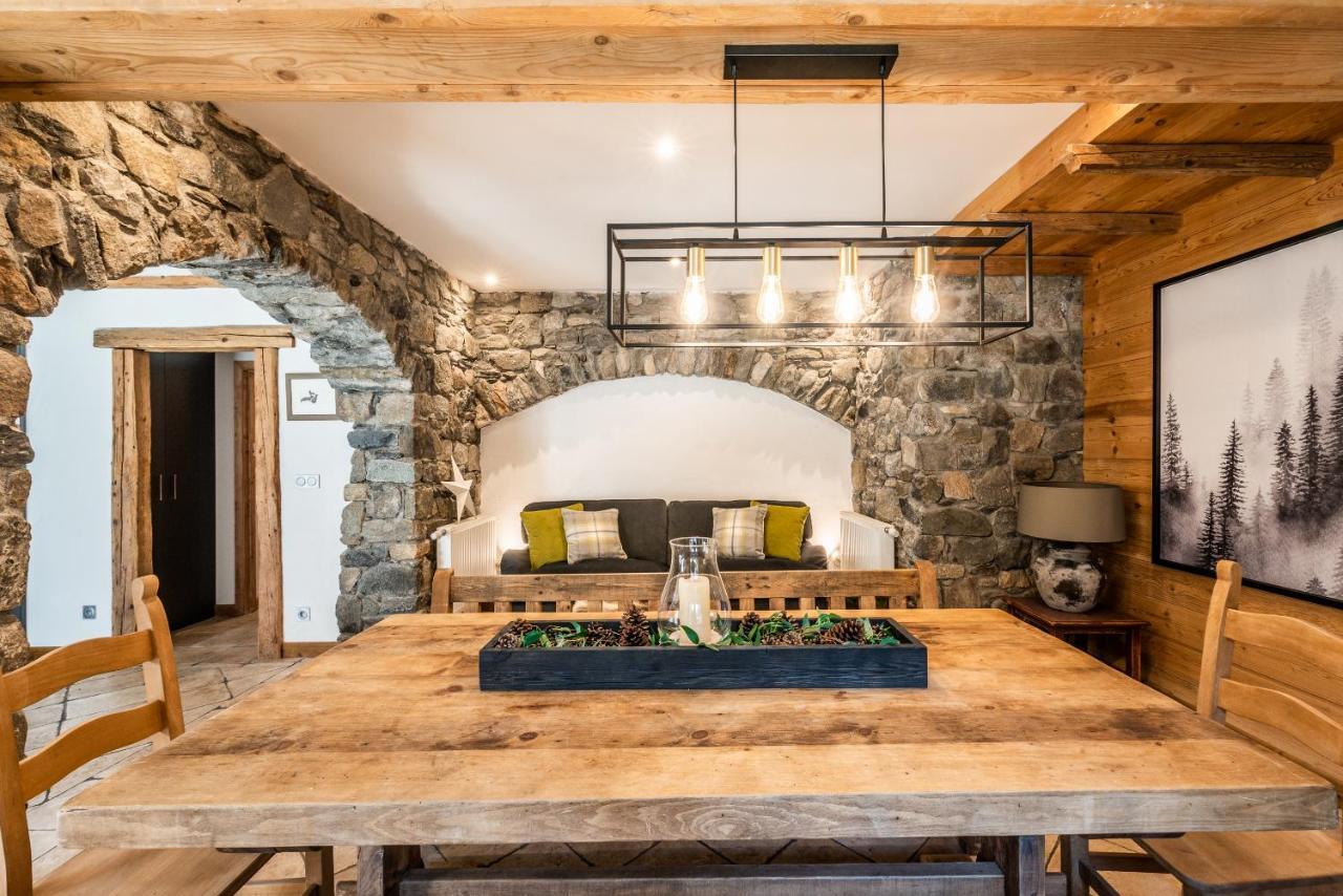 Chalet Chu Lo Dou Le Praz - By Emerald * Courchevel