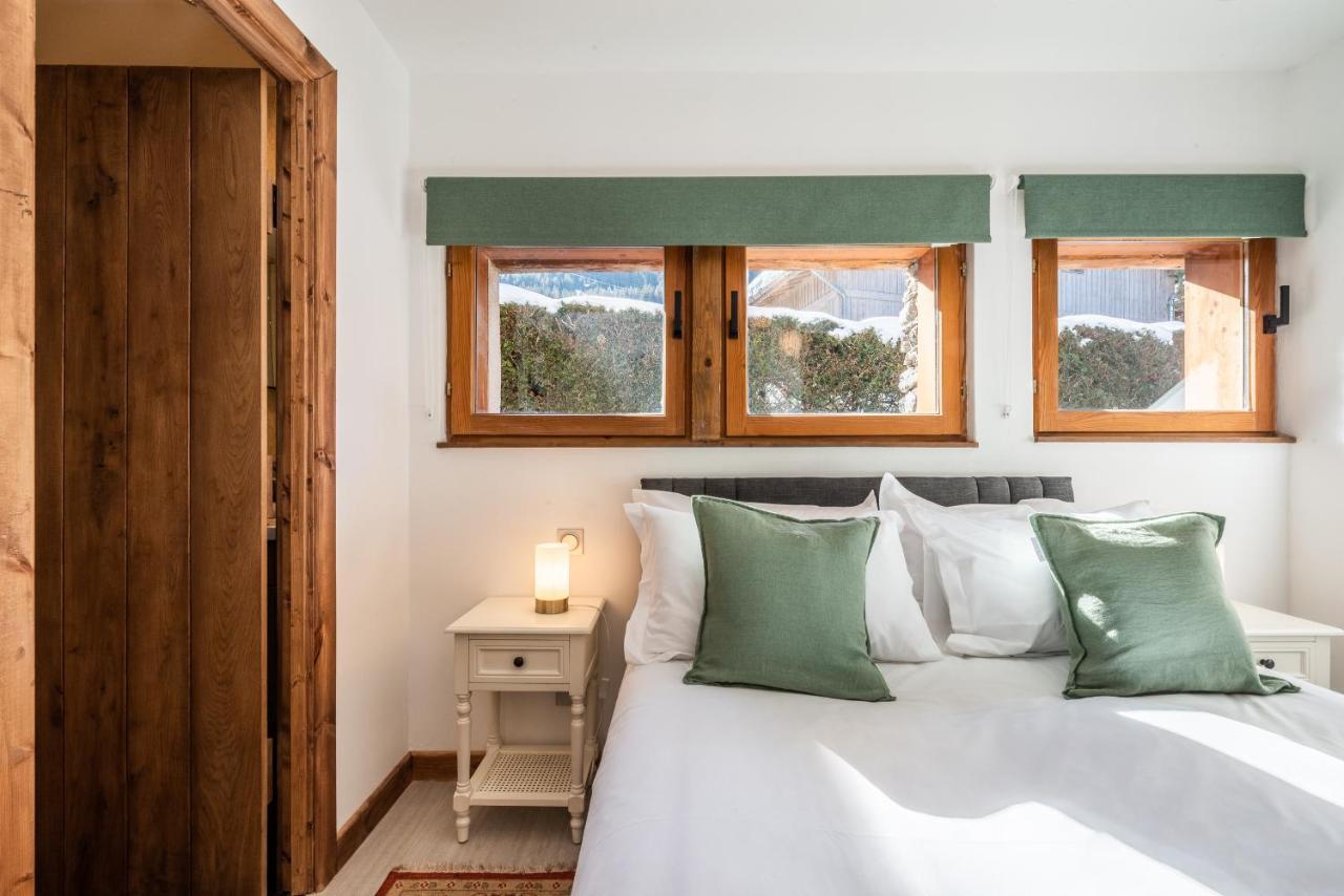 Chalet Chu Lo Dou Le Praz - By Emerald * Courchevel